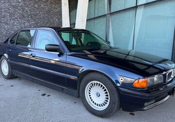 BMW 750 151.000 km 21.900 &euro; Offenburg- Zunsweier 77656