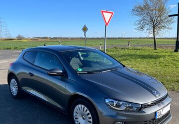 VW Scirocco 91.500 km 16.100 &euro; Jülich 52428