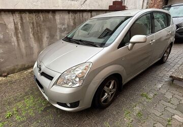 Toyota Corolla Verso 175.000 km 4.300 &euro; Edesheim 67483
