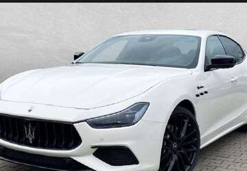 Maserati Ghibli 18.000 km 73.999 &euro; Karlsruhe 76187