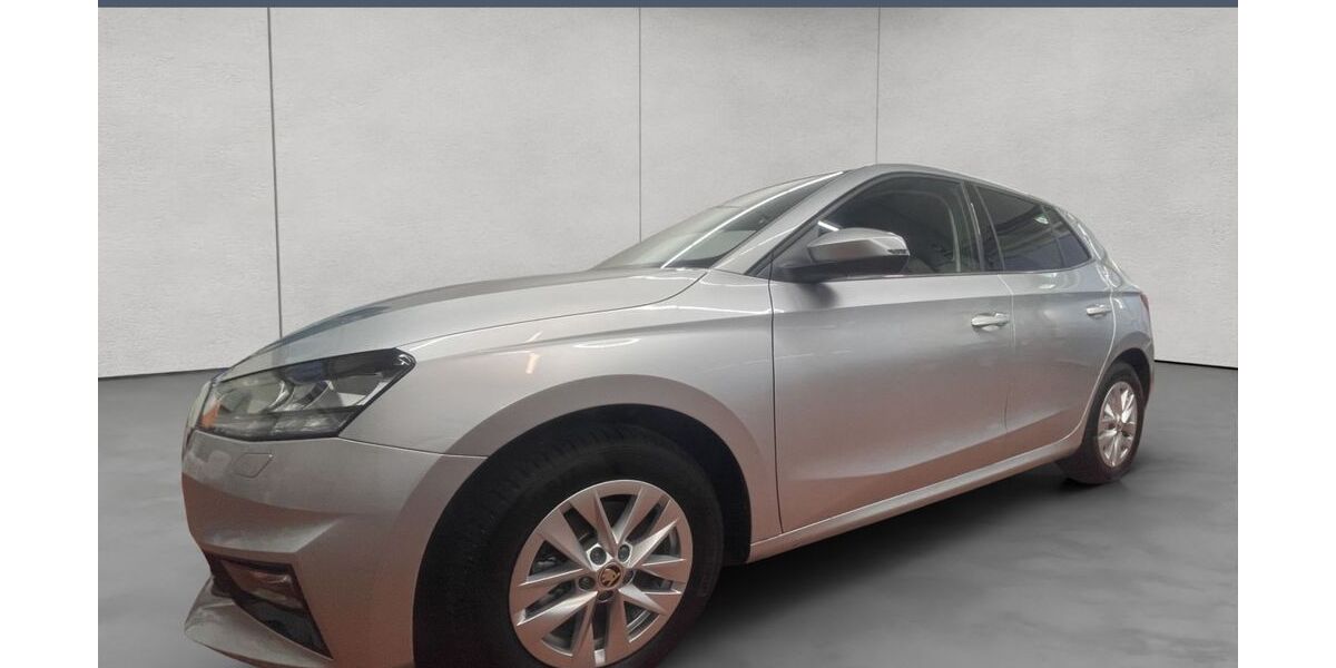 Skoda Fabia 17.000 km 20.680 &euro; Flensburg 24944