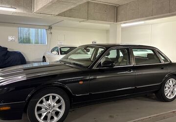Jaguar XJ 91.463 km 21.950 &euro; München 81737