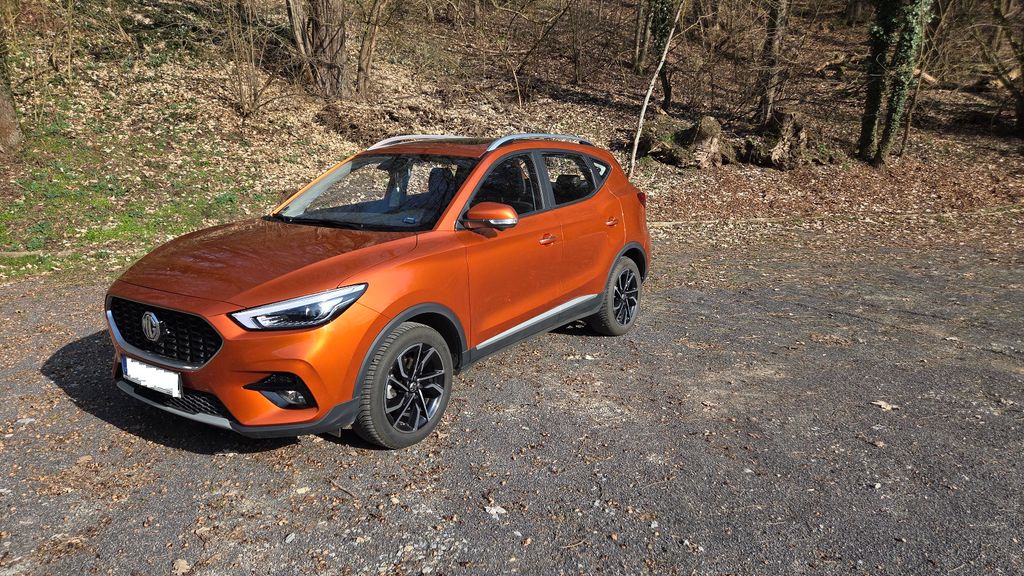 MG ZS 25.700 km 15.490 &euro; Schöngleina 07646