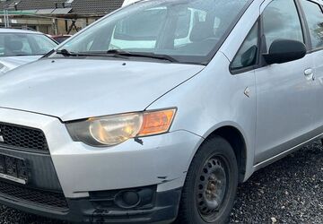 Mitsubishi Colt 143.852 km 3.390 &euro; Frankfurt 65933