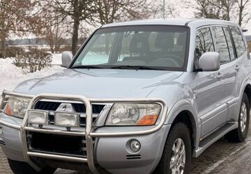 Mitsubishi Pajero 281.383 km 6.990 &euro; Neustadt 31535