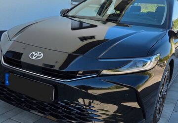 Toyota Camry 2.900 km 39.500 &euro; Löningen 49624