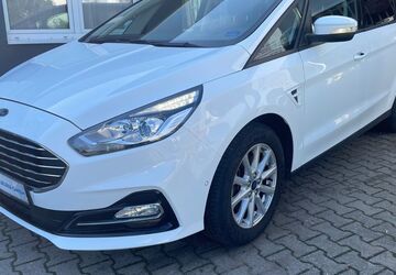 Ford S-Max 66.998 km 22.499 &euro; Leuna 06237