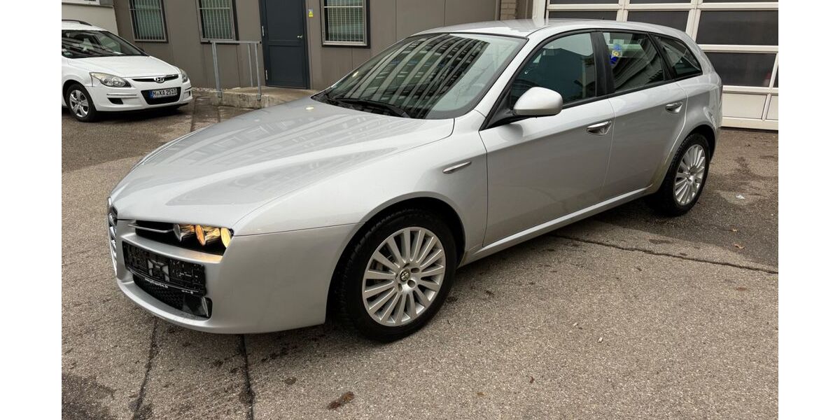 Alfa Romeo 159 122.111 km 6.999 &euro; München 80636