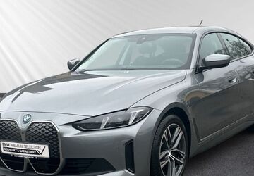 BMW i4 28.413 km 42.380 &euro; Wiesbaden 65203