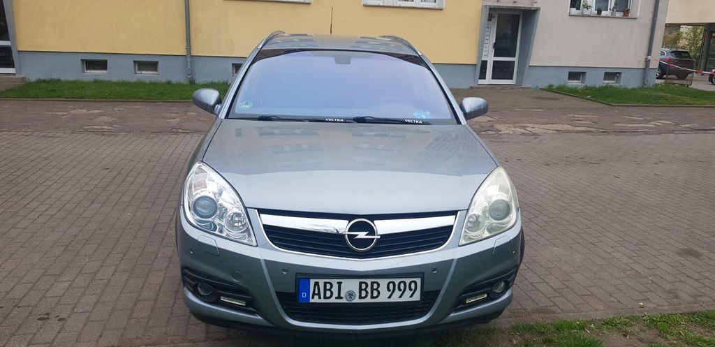 Opel Vectra 167.000 km 3.000 &euro; Zerbst 39261