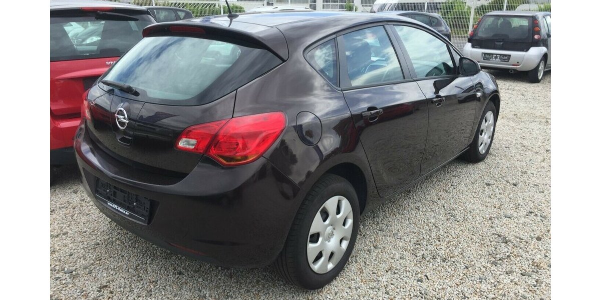 Opel Astra Edition,Klima,el.Fh.,ESP! 150.000 km 4.700 &euro; Himmelkron 95502