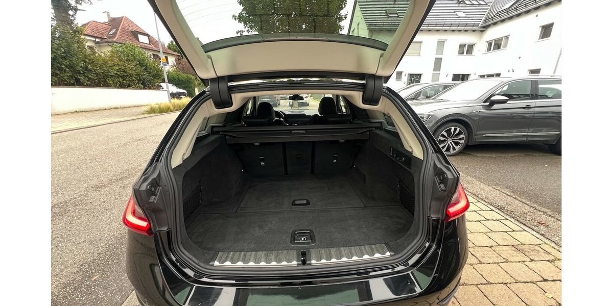 BMW 320d Sport Line Touring Navi Leder Kamera 210.000 km 17.490 &euro; Neckarsulm 74172