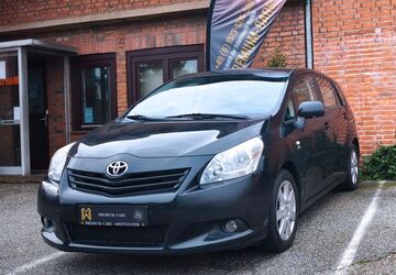 Toyota Verso 218.000 km 3.190 &euro; Norderstedt 22850