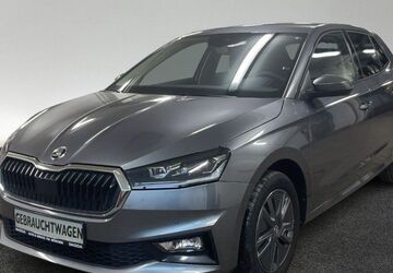 Skoda Fabia 6.500 km 24.460 &euro; München 80687