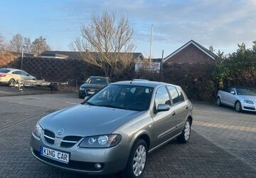 Nissan Almera 169.000 km 2.490 &euro; Viersen 41749