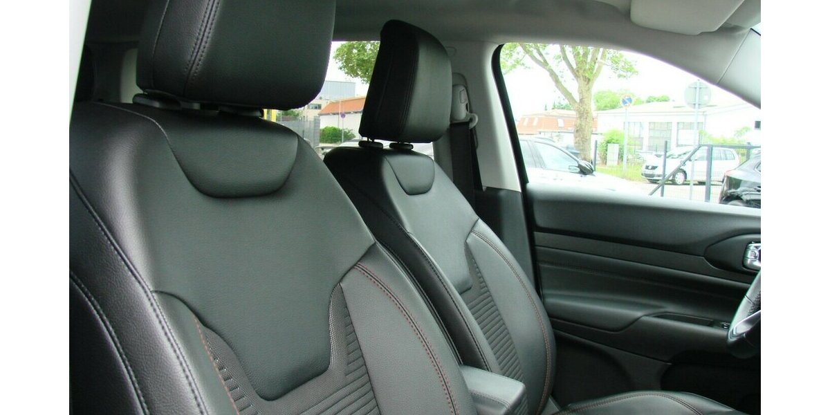 Jeep Compass 1.5 Red-Edition Mild-Hybrid ACC LED Kamera 29.532 km 23.980 &euro; Falkensee 14612