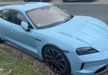 Porsche Taycan 13.500 km 78.850 &euro; Kiel 24106