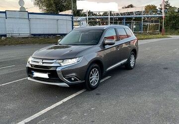 Mitsubishi Outlander 96.000 km 17.990 &euro; Hamburg 20537