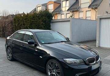 BMW 335 150.000 km 19.299 &euro; München 81825