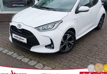 Toyota Yaris 5.700 km 22.490 &euro; Dettingen 88451