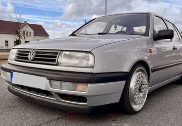 VW Vento 93.000 km 6.500 &euro; Löbau 02708