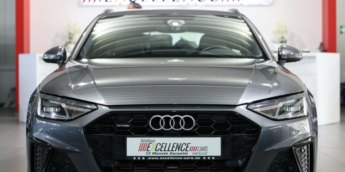 Audi A4 Avant 40 TFSI QUATTRO S-LINE SPORT BLACK TOP 113.000 km 27.444 &euro; Hamm 59077