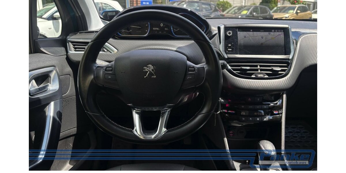 Peugeot 2008 Allure*AHK*Navi*Car-play*SHZ*LED*Tempo* 103.785 km 10.890 &euro; Berlin 13187