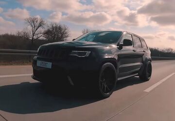 Jeep Grand Cherokee 32.400 km 124.900 &euro; Pegau 04523