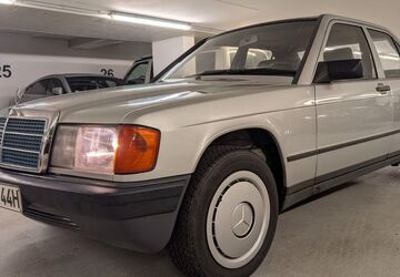 Mercedes-Benz 190 197.000 km 7.700 &euro; Berlin 10969