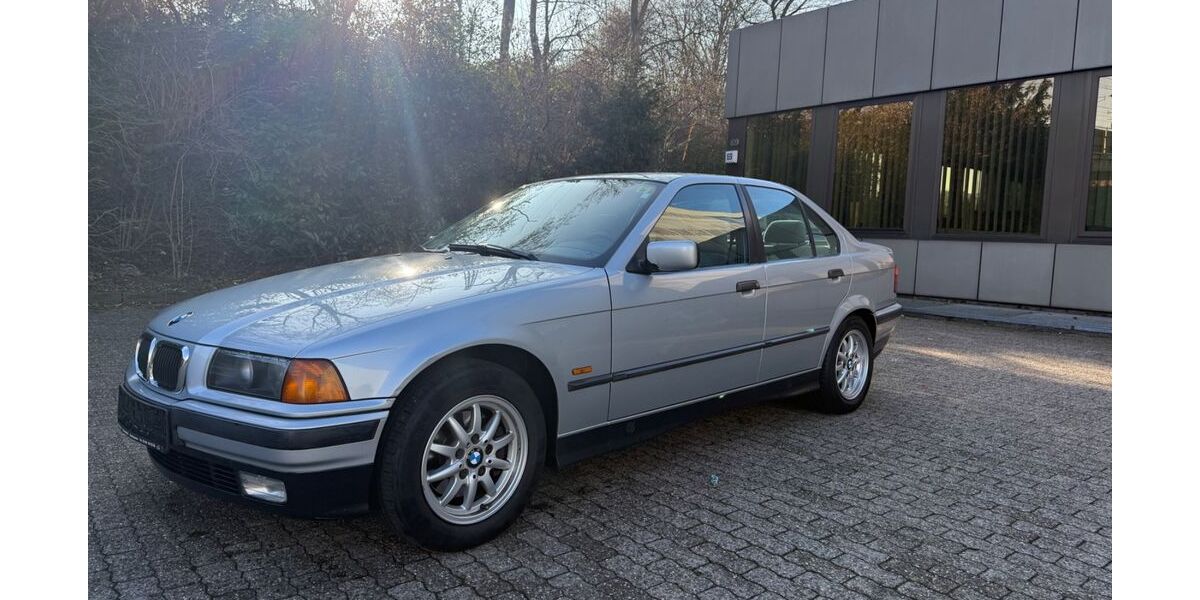 BMW 323 262.000 km 2.999 &euro; Duisburg 47058