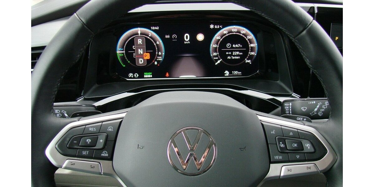 VW T7 Multivan Edition eHybrid 4M AHK H&K ACC IQ Ligh 2.384 km 58.980 &euro; Falkensee 14612