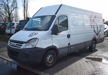 IVECO Andere 250.000 km 4.999 &euro; Berlin 13597