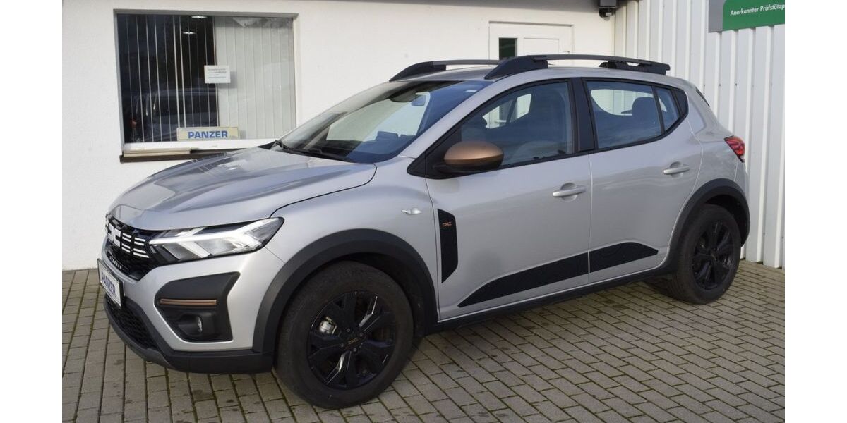 Dacia Sandero 14.300 km 16.950 &euro; Weimar 99425