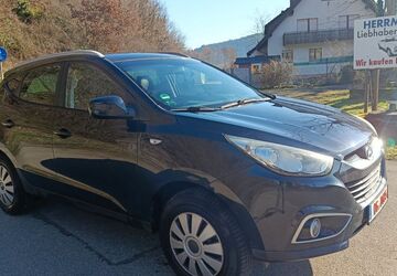 Hyundai ix35 260.330 km 4.000 &euro; Zell a.H. 77736