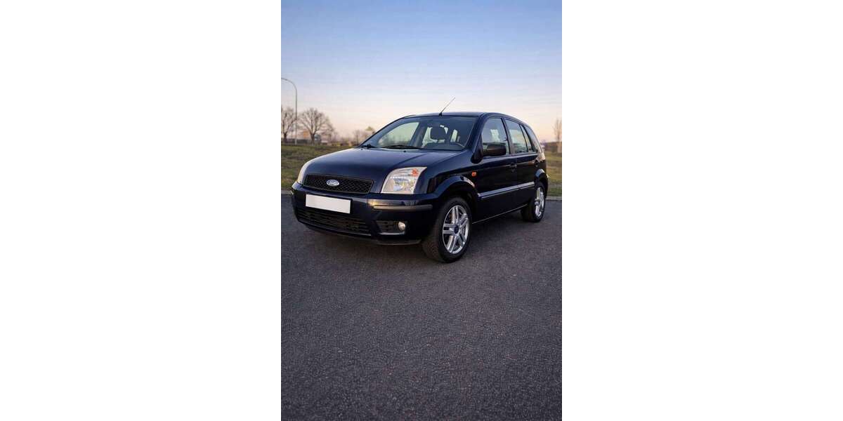 Ford Fusion 172.000 km 2.350 &euro; Offenburg 77656