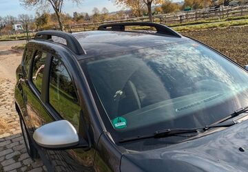 Dacia Duster 37.000 km 14.900 &euro; wiesbaden 65207