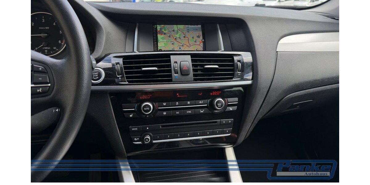 BMW X3 xDrive 30 d Advantage 8G*Pano*NAV*AHK*SHZ* 168.390 km 17.480 &euro; Berlin 13187