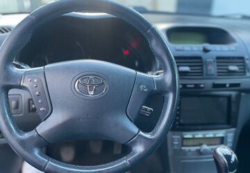 Toyota Avensis 354.189 km 1.700 &euro; Hagen 58095