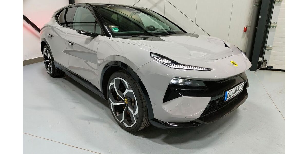 Lotus Eletre 27.500 km 99.889 &euro; Haan 42781