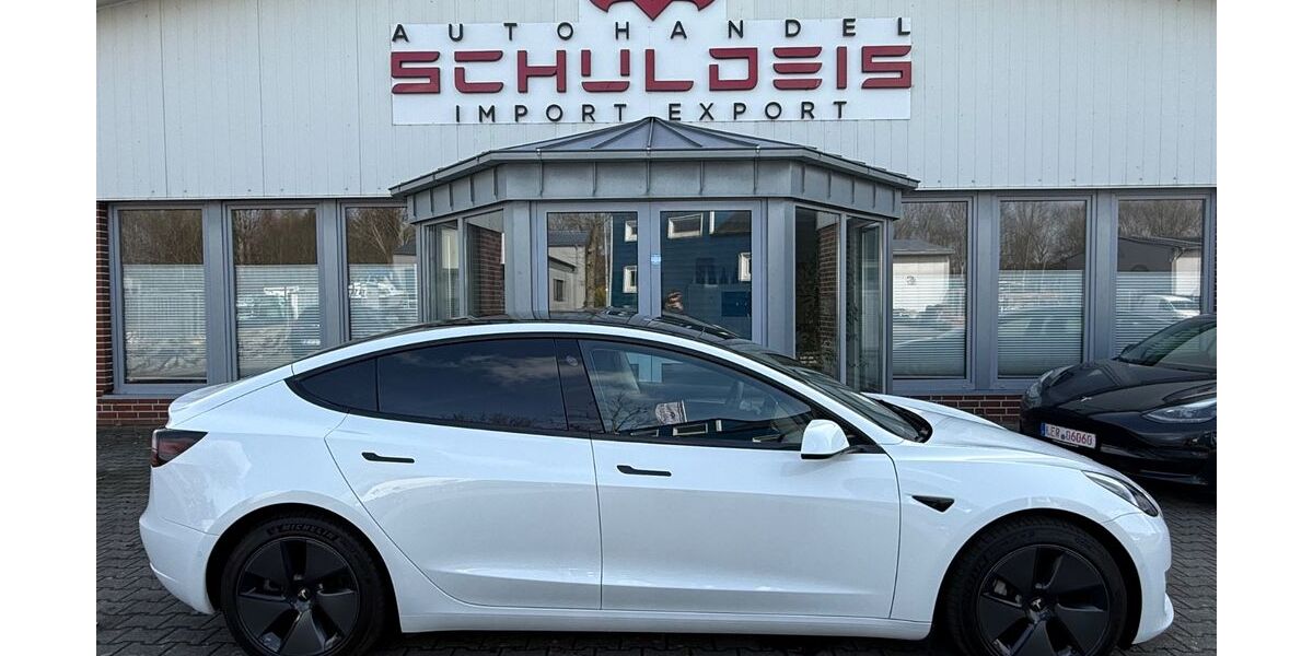 Tesla Model 3 106.400 km 26.490 &euro; Neukamperfehn 26835