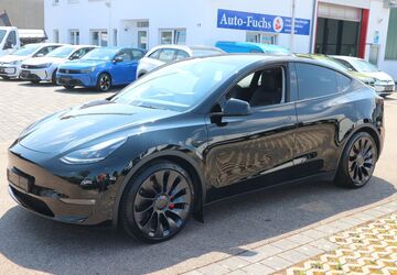 Tesla Model Y 33.900 km 45.000 &euro; Ellwangen - Neunstadt 73479