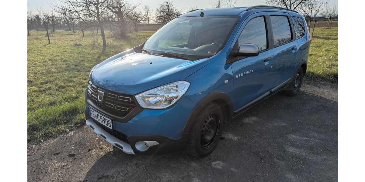 Dacia Lodgy 145.000 km 11.490 &euro; Bad Krozingen 79189