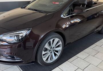 Opel Cascada 82.000 km 12.950 &euro; Detmold 32756