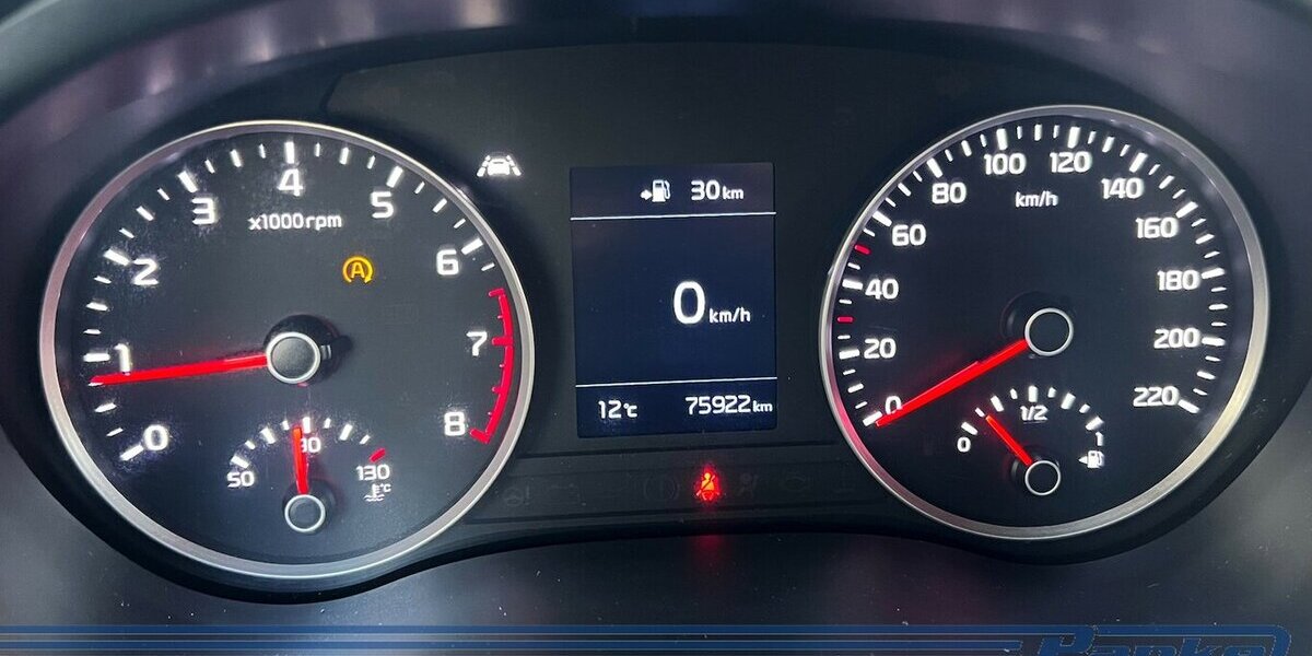 Kia Stonic Spirit 1.0*NAV*SHZ*RFK*BT*TotW*LED* 75.000 km 9.990 &euro; Berlin 13187