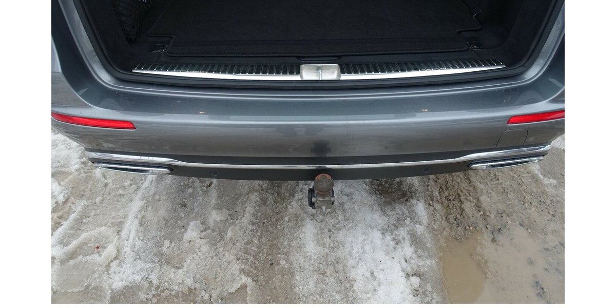 Mercedes-Benz E 220 d 4Matic Avantgarde Leder AHK eGHSD 8x Alu 71.000 km 25.950 &euro; Neumarkt/OPf 92318