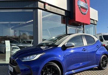 Mazda 2 Hybrid 27.997 km 20.990 &euro; Magdeburg 39120