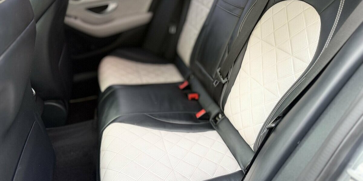 Mercedes-Benz C 220 Designo / AMG / LED / 360° Cam / Allrad 220.000 km 20.990 &euro; Mönchengladbach 41066