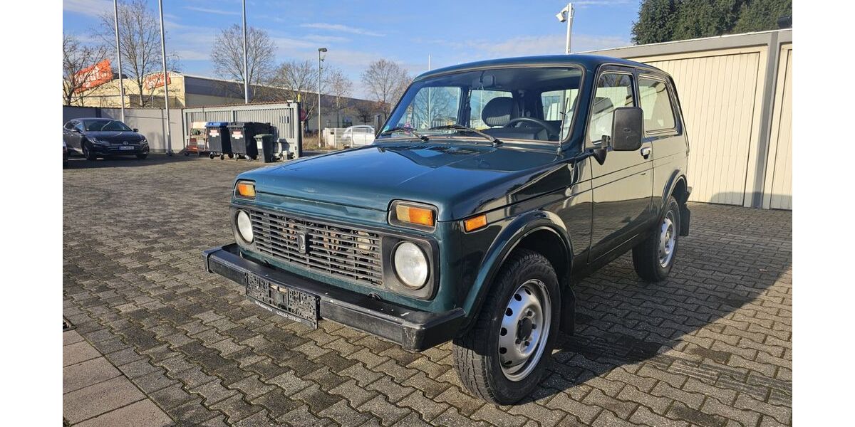 Lada Niva 72.789 km 5.990 &euro; Ginsheim-Gustavsburg 65462