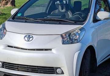 Toyota iQ 61.000 km 6.666 &euro; Eitorf 53783