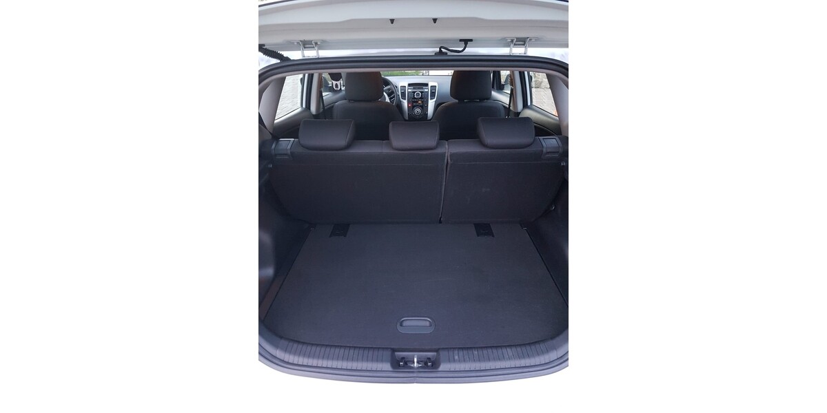 Kia Venga 101.000 km 7.500 &euro; Dresden 01067